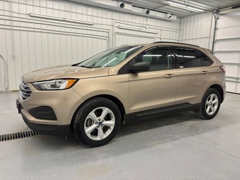 Used 2020 Ford Edge SE w/ Cargo Accessory Package FWD image 9