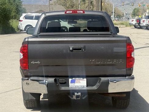 Used 2015 Toyota Tundra SR5 w/ SR5 Upgrade Package AWD/4WD image 6