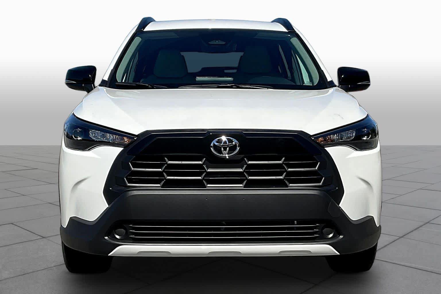 New 2026 Toyota Corolla Cross LE FWD image 3