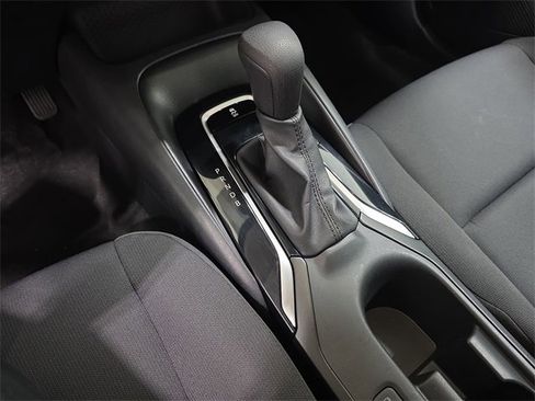 Used 2023 Toyota Corolla LE w/ Carpet Mat Package (TMS) image 22
