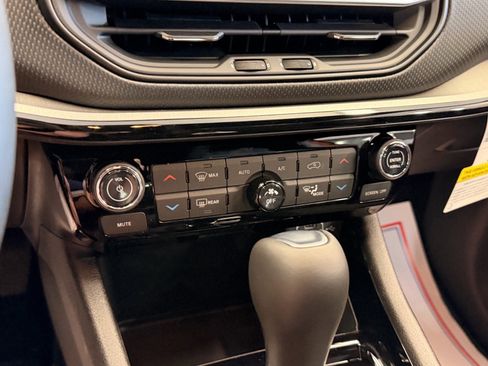 New 2026 Jeep Compass Trailhawk AWD/4WD image 19