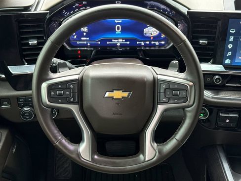 Used 2024 Chevrolet Silverado 1500 LTZ w/ Z71 Off-Road Package AWD/4WD image 14