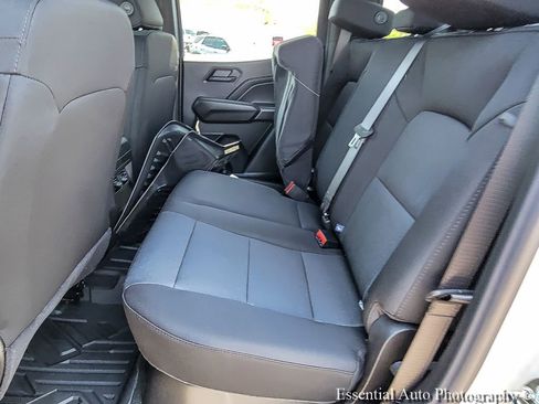 New 2026 Chevrolet Colorado Trail Boss AWD/4WD image 12
