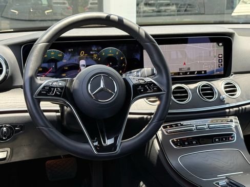 Used 2023 Mercedes-Benz E 450 4MATIC Sedan image 43