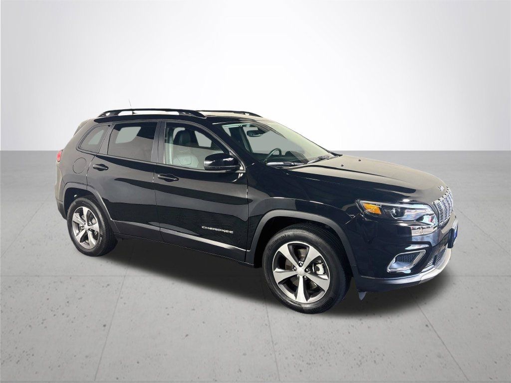 Used 2022 Jeep Cherokee Limited w/ Mopar Interior Package AWD/4WD image 4