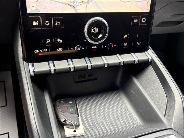 Certified 2026 GMC Terrain Elevation w/ LPO, Floor Liner Package FWD image 15