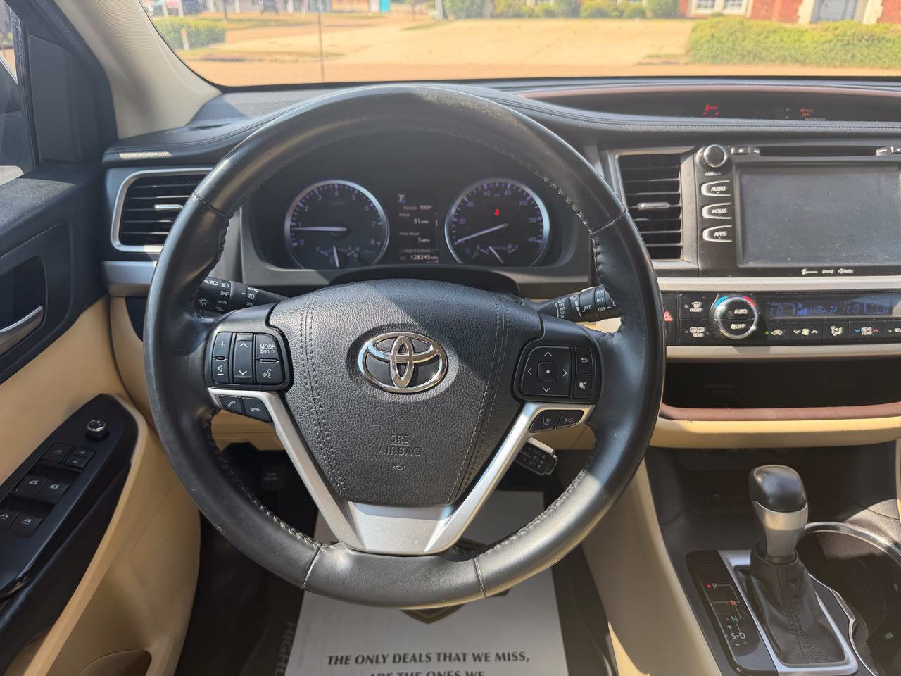 Used 2019 Toyota Highlander XLE FWD image 21