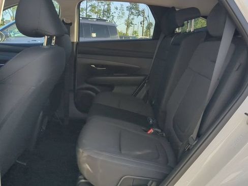 Used 2025 Hyundai Tucson SEL FWD image 14