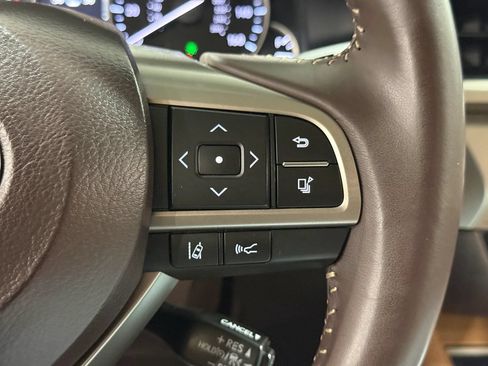 Used 2017 Lexus ES 350 w/ Premium Package FWD image 26