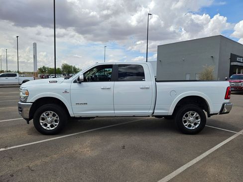 Used 2022 RAM 2500 Laramie AWD/4WD image 2