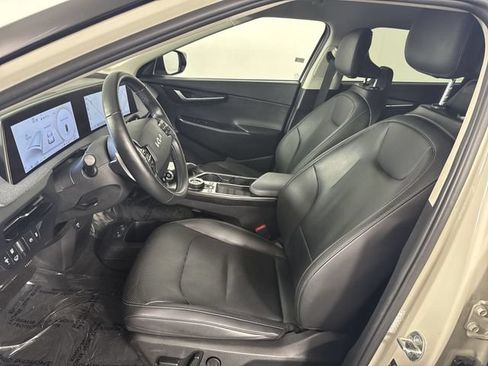 Used 2023 Kia EV6 Wind w/ Wind Technology Package AWD/4WD image 19