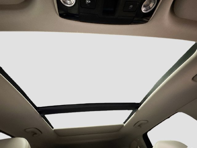 Certified 2024 Kia Sorento SX Prestige AWD/4WD image 23