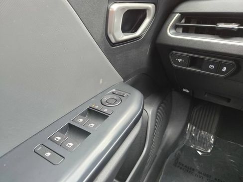 Certified 2025 Kia K4 FWD image 19