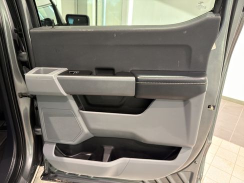 Used 2021 Ford F150 XLT image 24