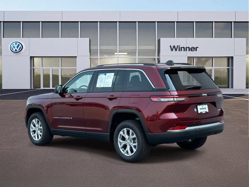 Used 2022 Jeep Grand Cherokee Limited RWD image 3