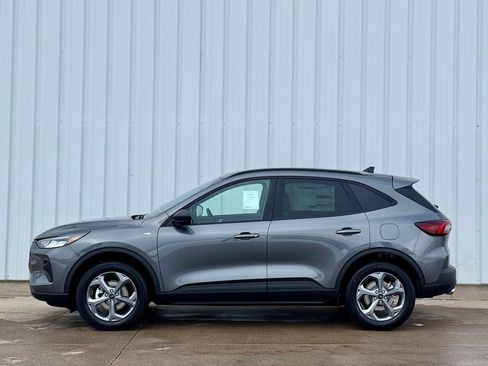 New 2026 Ford Escape ST-Line w/ Tech Pack #1 AWD/4WD image 2