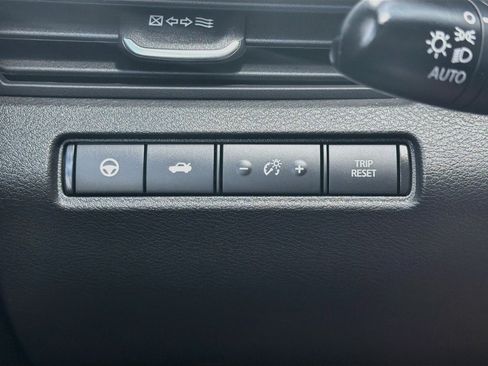 Used 2023 Nissan Altima 2.5 SL FWD image 17