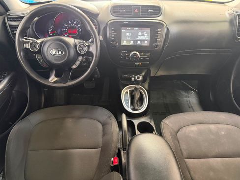 Used 2019 Kia Soul + FWD image 26