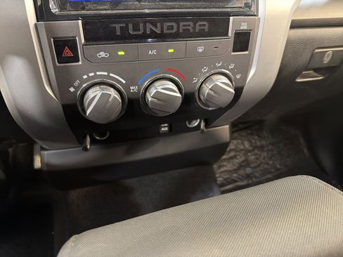 Used 2018 Toyota Tundra SR5 image 19