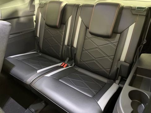 Used 2024 Volkswagen Atlas Peak Edition SEL image 49