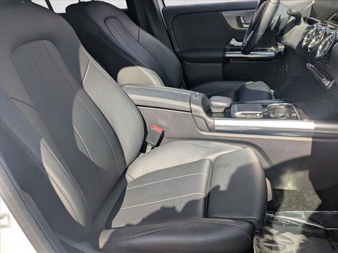 Certified 2023 Mercedes-Benz GLA 250 4MATIC image 19