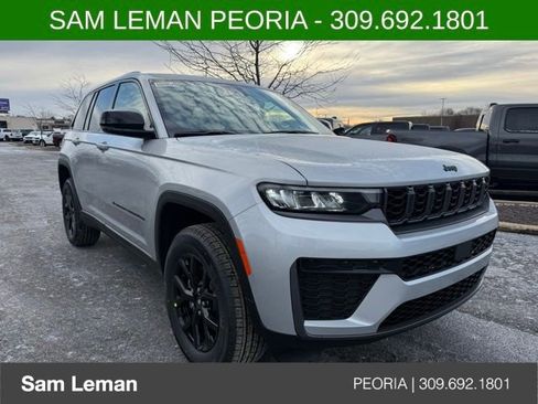 New 2026 Jeep Grand Cherokee Laredo image 2