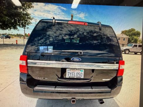 Used 2017 Ford Expedition EL Limited w/ Equipment Group 301A AWD/4WD image 13