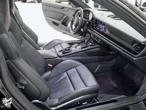 Used 2023 Porsche 911 Carrera T RWD image 34