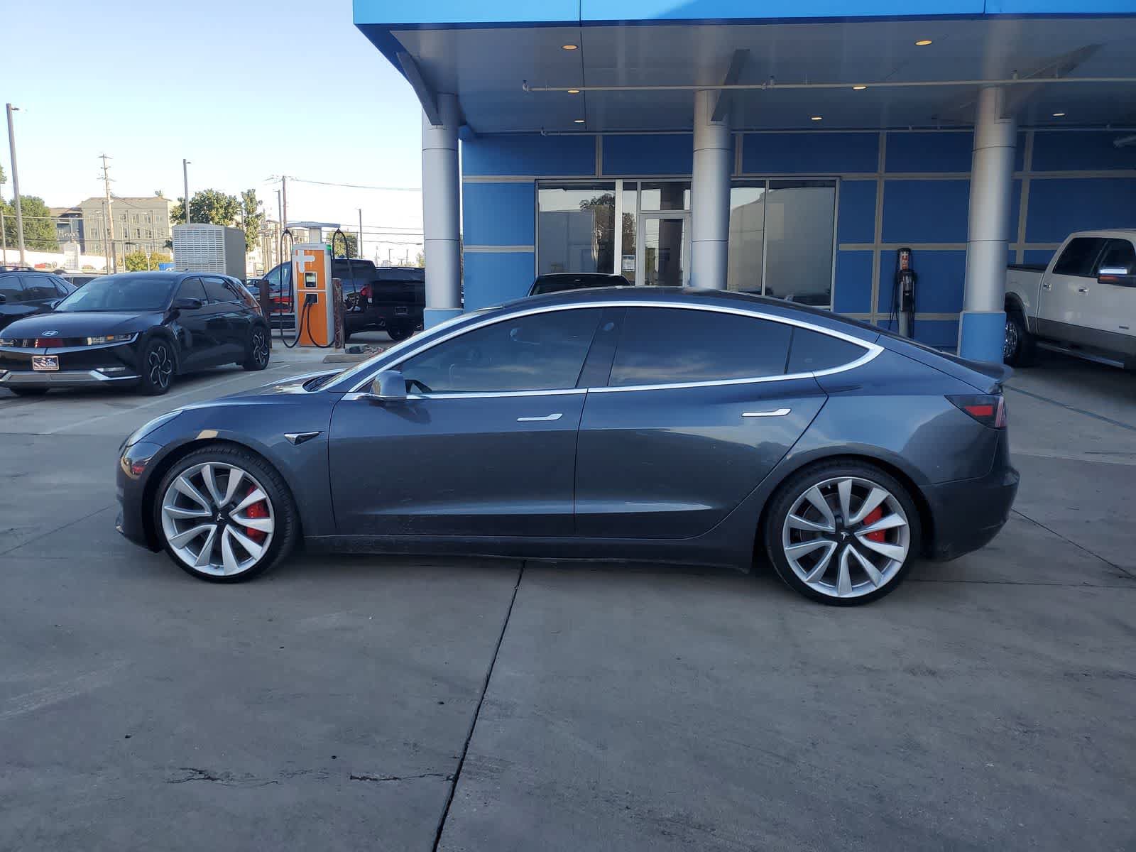 Used 2018 Tesla Model 3 Performance AWD/4WD image 3