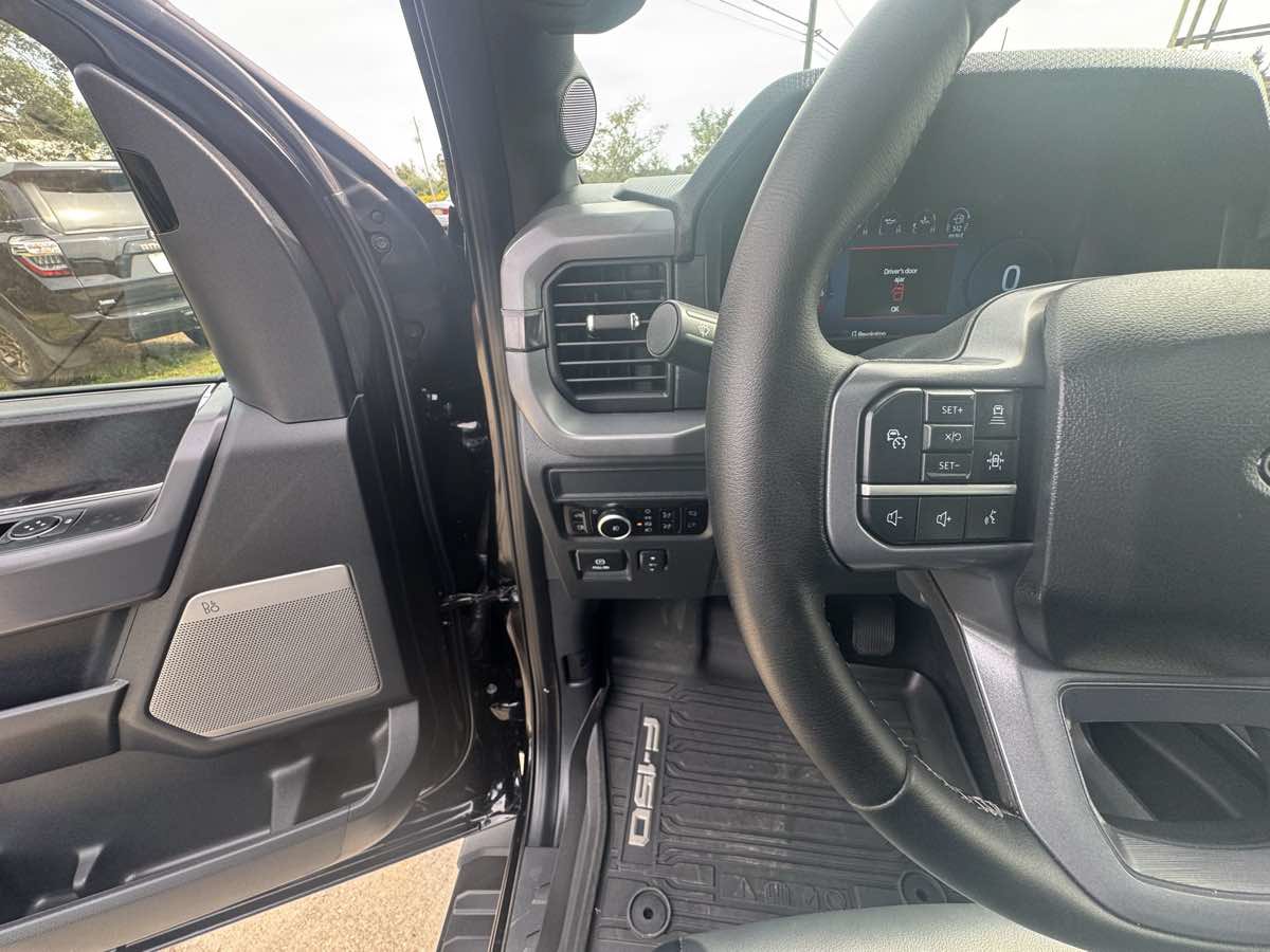 Used 2025 Ford F150 XLT w/ Equipment Group 303A High AWD/4WD image 16