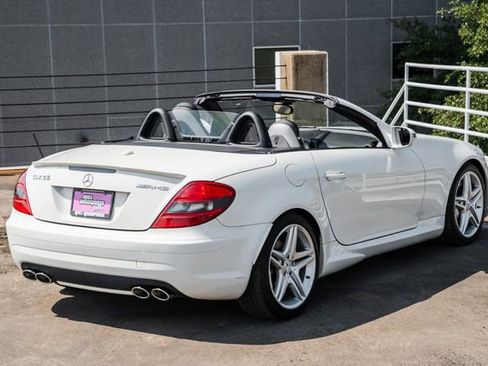 Used 2009 Mercedes-Benz SLK 55 AMG image 9
