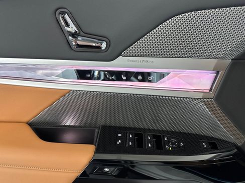 New 2026 BMW 740i image 21