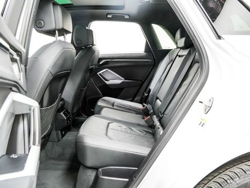 Used 2025 Audi Q3 2.0T Premium AWD/4WD image 18