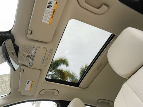 Used 2023 Mercedes-Benz E 350 Sedan image 23