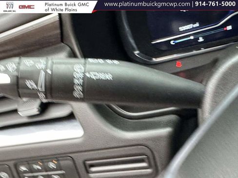 Used 2024 Chevrolet Tahoe Z71 w/ Luxury Package image 34