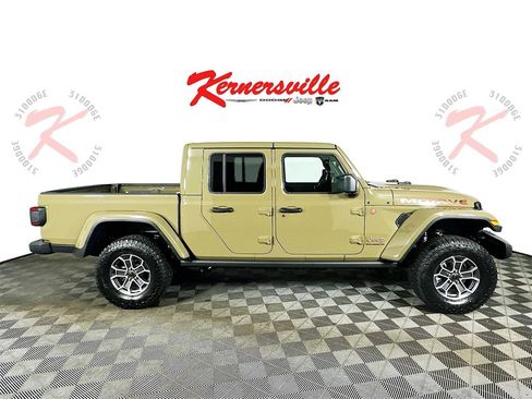 New 2026 Jeep Gladiator Mojave w/ Technology Group image 8