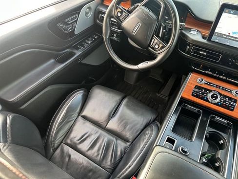 Used 2020 Lincoln Aviator Reserve w/ Equipment Group 202A image 23