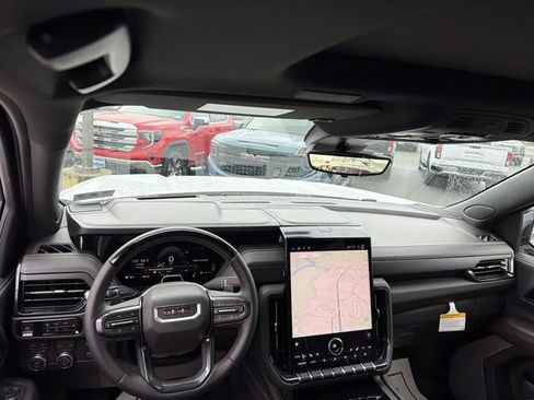 New 2026 GMC Yukon XL AT4 Ultimate AWD/4WD image 15