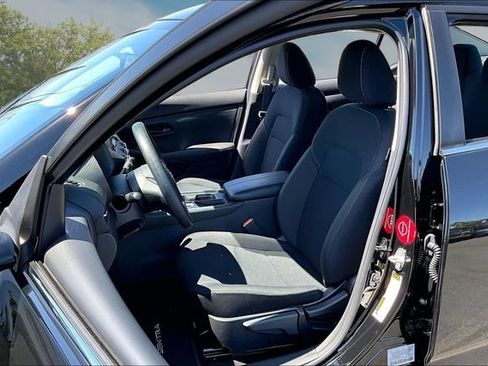 Certified 2025 Nissan Sentra S FWD image 20