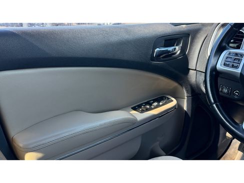 Used 2011 Dodge Charger Rallye image 17