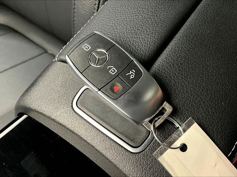 Used 2024 Mercedes-Benz CLA 250 image 13