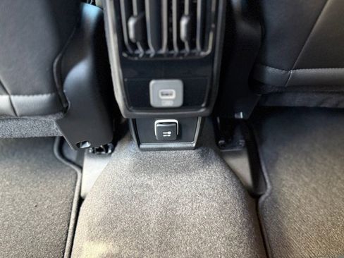 New 2025 Jeep Compass Limited w/ Sun & Sound Group image 9