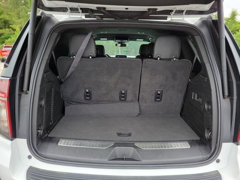 Used 2024 Chevrolet Tahoe Premier RWD image 12