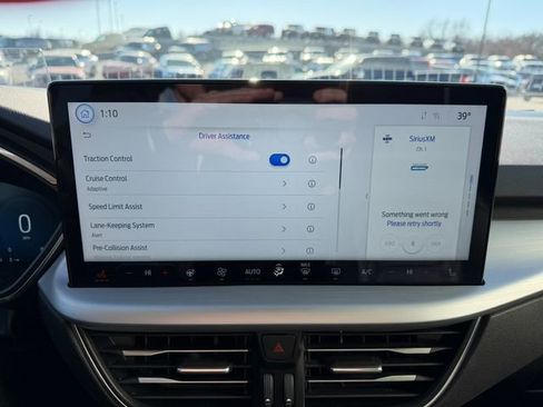 Used 2024 Ford Escape Platinum w/ Premium Technology Package image 29