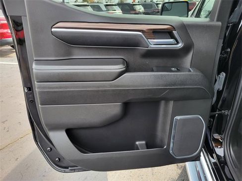 Used 2023 Chevrolet Silverado 1500 LT image 16