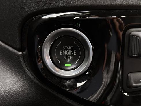 Used 2025 Chevrolet Silverado 1500 High Country w/ High Country Premium Package image 24