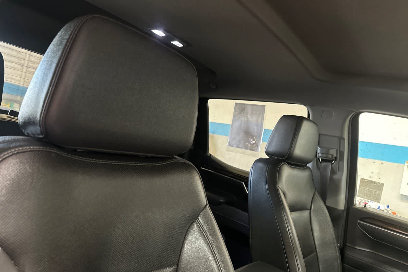 Used 2025 GMC Sierra 1500 SLT RWD image 19