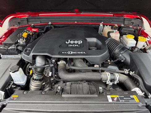 Used 2022 Jeep Wrangler Unlimited Sport AWD/4WD image 38