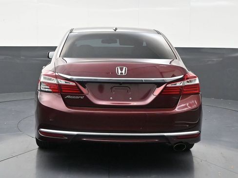Used 2017 Honda Accord EX-L image 4