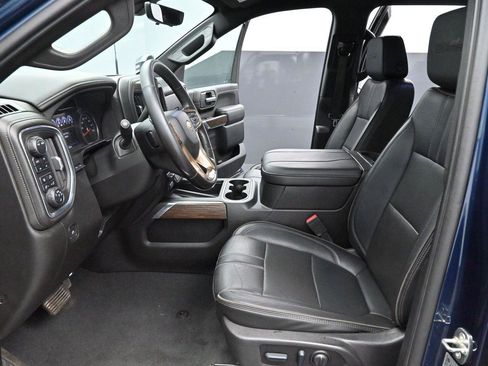 Used 2023 Chevrolet Silverado 3500 High Country w/ Technology Package AWD/4WD image 12